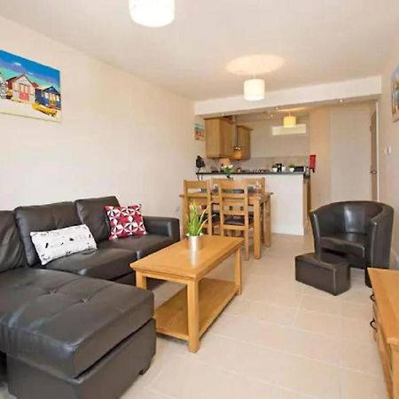 Stylish & Spacious 2Bd Apartment Westbeach Resort ビディフォード エクステリア 写真