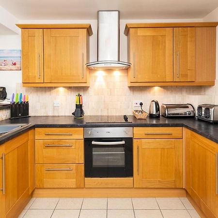 Stylish & Spacious 2Bd Apartment Westbeach Resort ビディフォード エクステリア 写真
